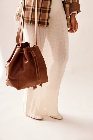 Konjo Leather Bucket Bag - Almond Brown