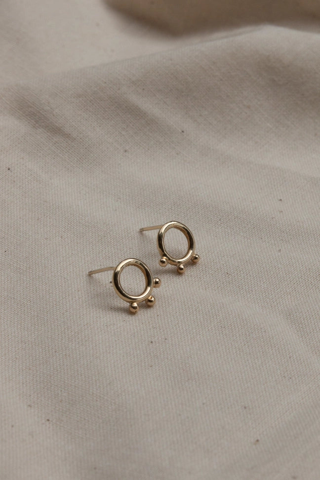 Zovu Earrings