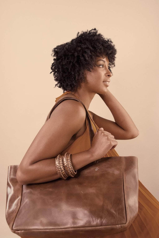 
            
                Load image into Gallery viewer, UnoEth Sheba Leather Tote - Almond Brown - Handmade in Ethiopia
            
        