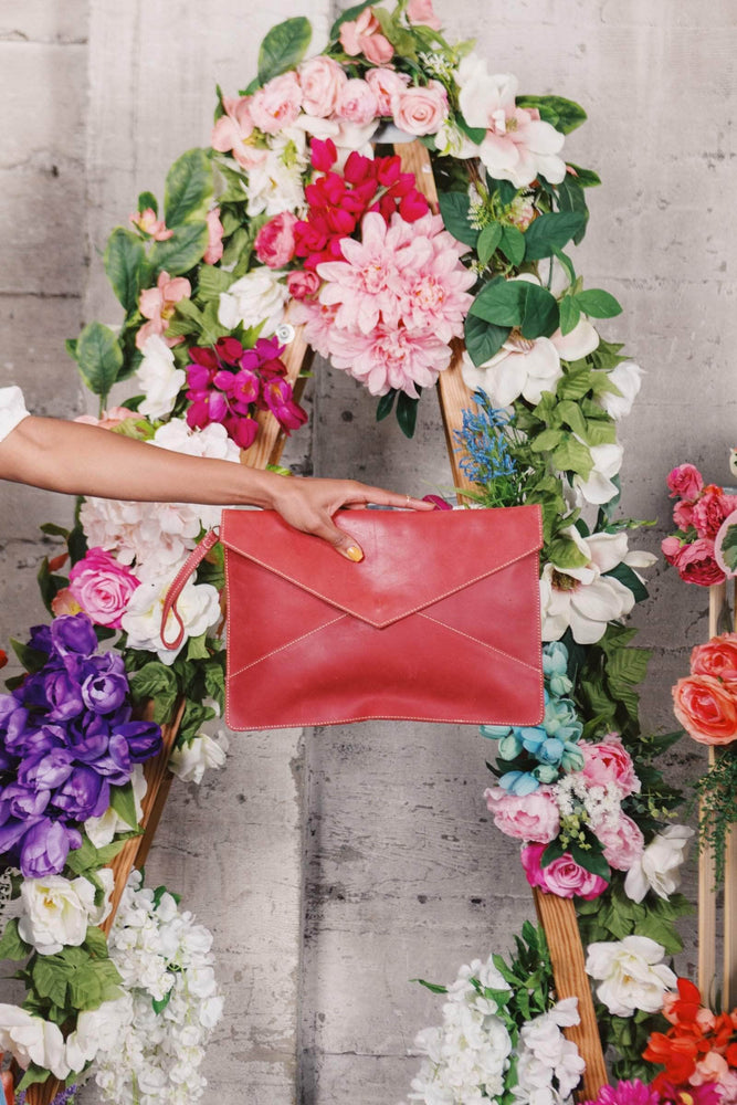 Zahra Leather Envelope Clutch - Red - UnoEth