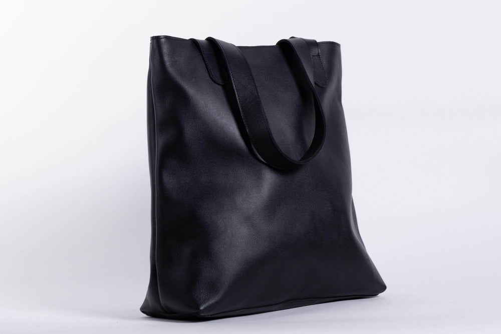 
            
                Load image into Gallery viewer, UnoEth Hanna Leather Tote - Black - Handmade in Ethiopia
            
        